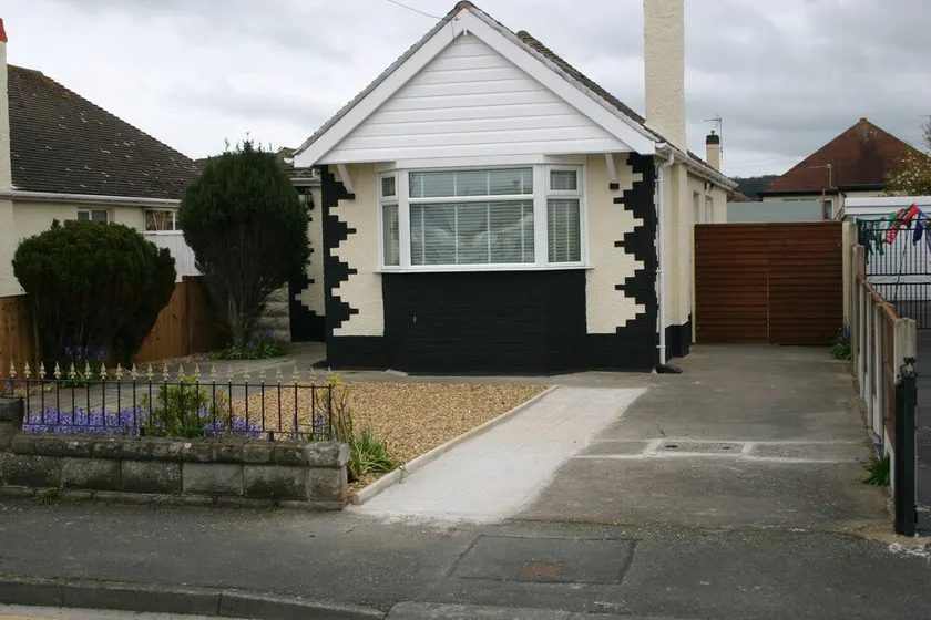 Swn y mor détaché Holiday Let- par la mer à Prestatyn avec bain à remous privé - Image 1