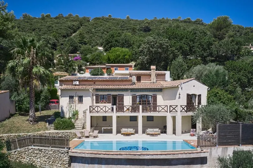 Villa familiar bonita para 11 com piscina privada perto de Grasse - Image 1