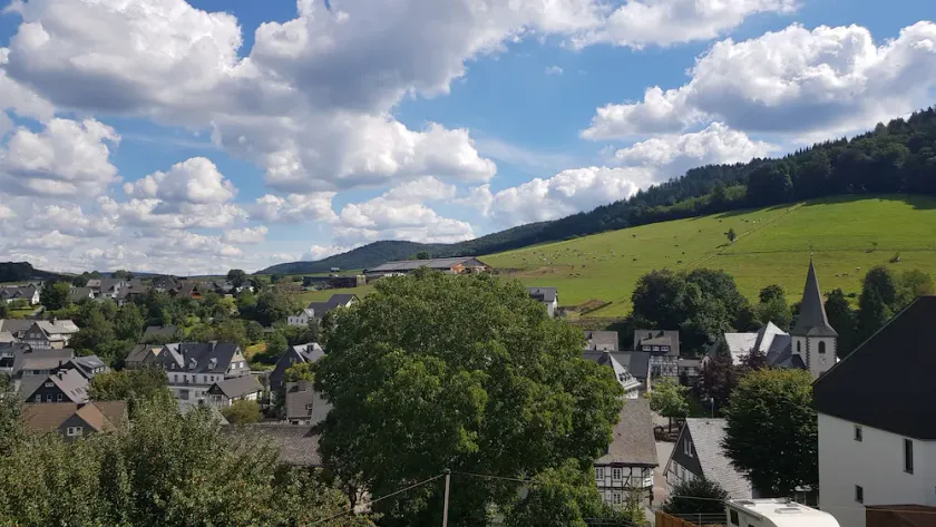 Winterberg-schmallenberg-bödefeld Wohnung mit Balkon und Toller Aussicht - Image 1