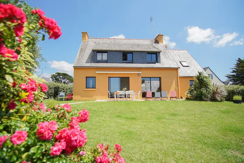 -GAÏA- MAISON FAMILIALE VUE MER ET JARDIN DOURVEIL - Image 1