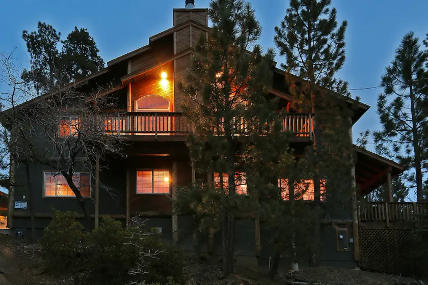 Walk 2 Ski Resort/Hiking/Biking Trails w/Spa/Pool Table/Fenced Yard/Pet Friendly - Image 1