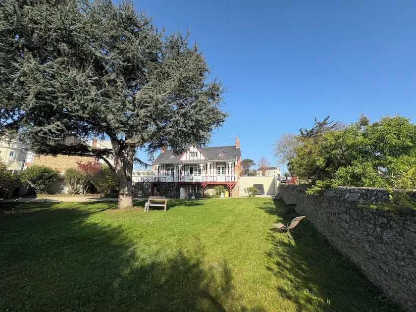 Nice house walking distance (300 mètres) from beach and shops - Image 1