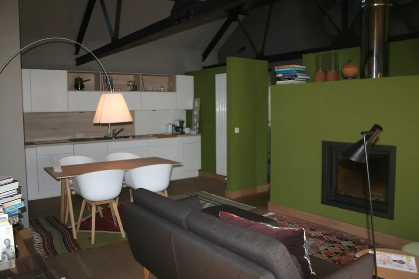En Loft lejlighed i et gammelt renoveret hus på landet nær Namur - Image 1