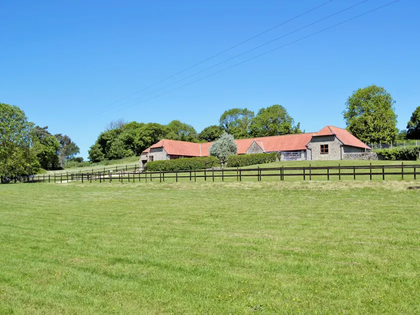 3 bedroom accommodation in Uploders, near Bridport - Image 1