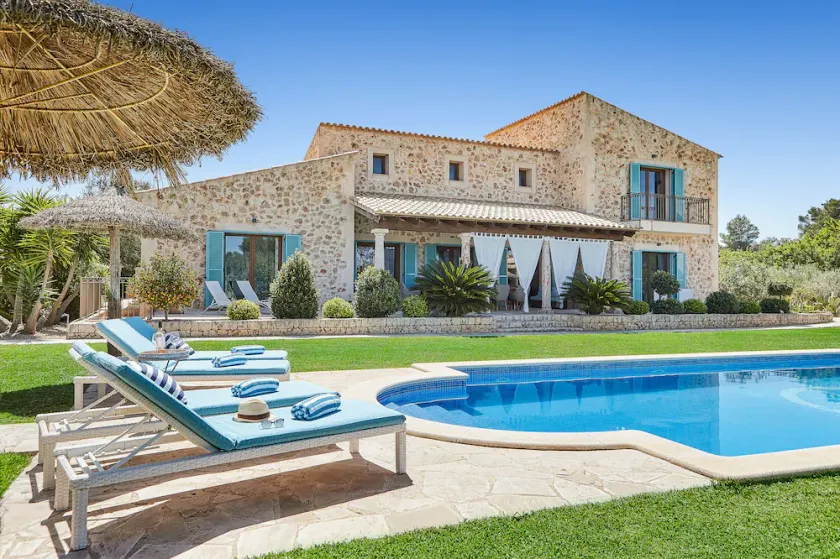 EXCLUSIVE FINCA (UP TO 12 PERSONS), WITH POOL, SAUNA, BBQ, NEAR TO PALMA & SEA! - Image 1