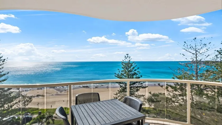 Zanzibar 905, 2 bedroom apartment on the 9th Floor, amazing ocean views. - Image 1