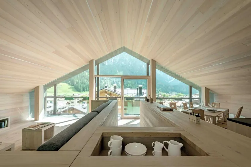 A beautiful wood and glass chalet at the edge of the Forest - Image 1