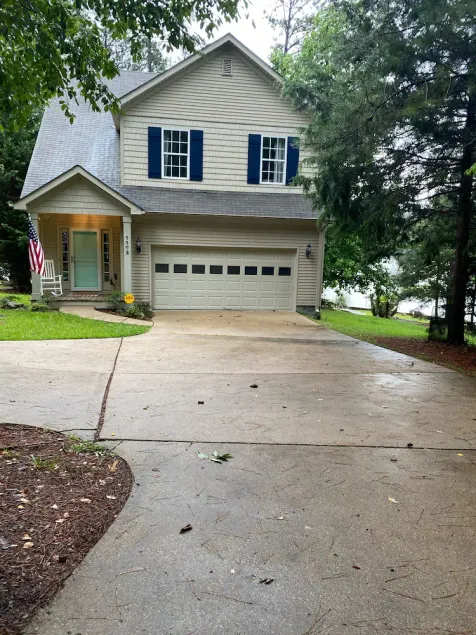 Smith Lake Waterfront - Sleeps 15 - Private Dock + Fire Pit - Image 1