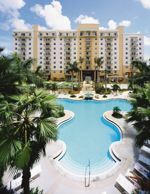 Gorgeous resort and condos ! - Image 1