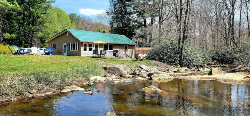 Streamside Family Friendly Accommodations minutes from Ohiopyle! - Image 1