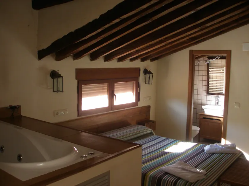 Turalcaraz - Renaissance Spa House - Image 1