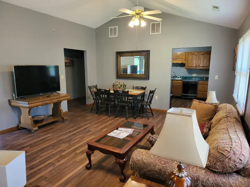 1500 Sq.ft. of Quaint Comfort in the heart of Olney close to downtown! - Image 1
