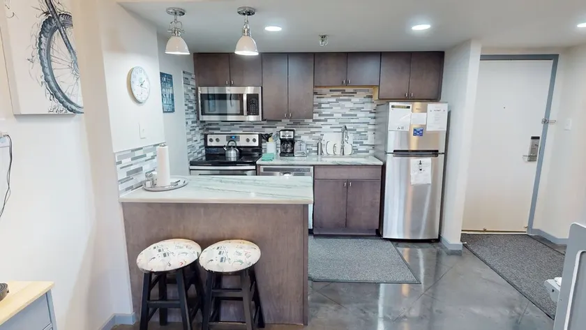 Elegant 2BR Flat at Silvercreek by RedAwning - Image 1
