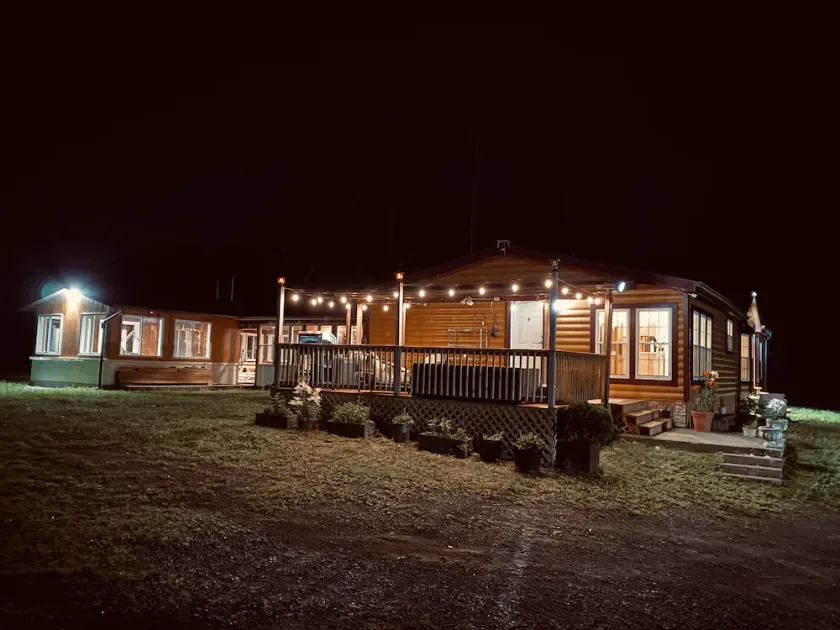 Catskill Log Home - Image 1