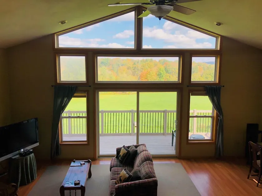 Smukt, Stille, & Rummeligt Land Retreat | Jacuzzi | 23 + Acres | Sovepladser 13+ - Image 1