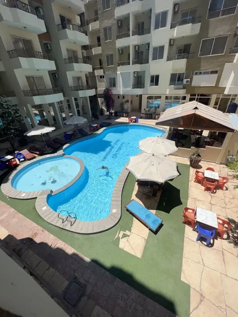 Spacious Paradise Hill Apartment 2BR– Ideal for Big Families - WIFI - Pool - Image 1