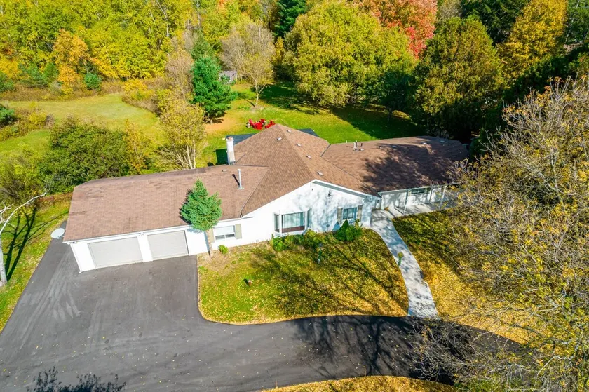 5 Bedroom Vacation Cottage - King City - Image 1