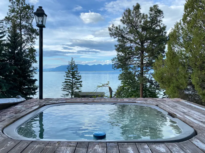 Waterfront, Beautiful Flathead Lake, Panoramic Views! - Image 1