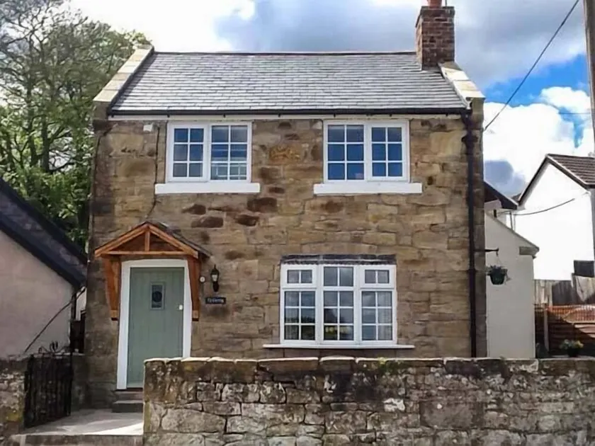 Ty Cerrig, NERCWYS - Image 1
