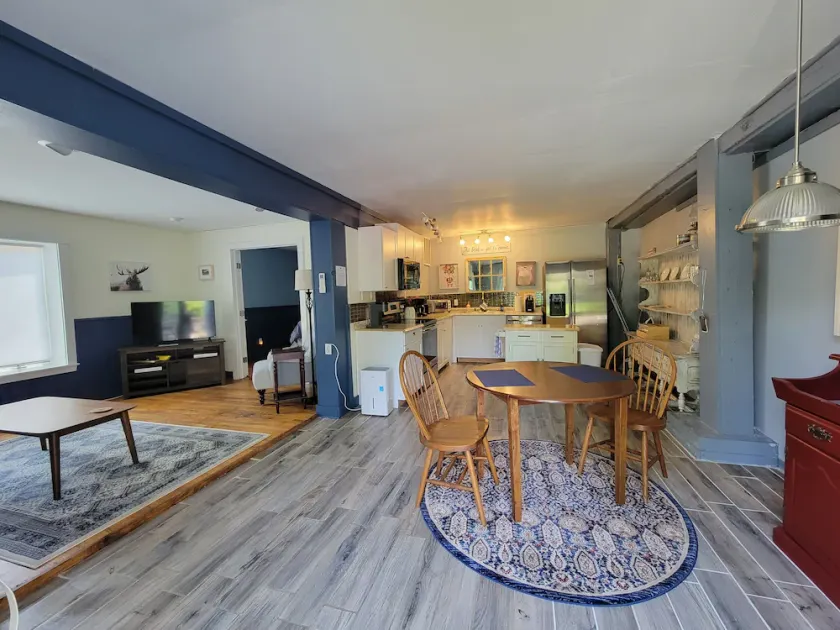 Spatious First Floor Apartment - Image 1