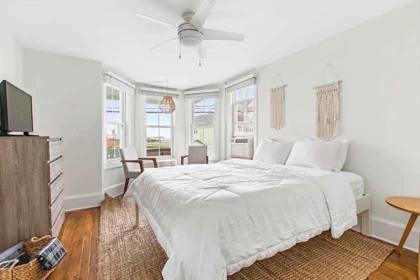 Romantic Queen Suite 1 Block to Beach & Asbury | Victorian Charm | 1000 Mbps ... - Image 1