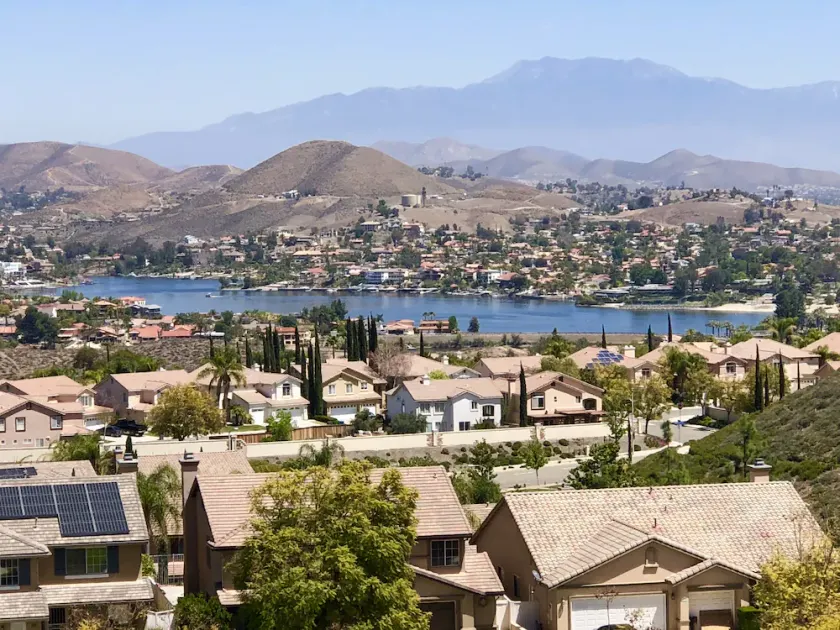 Be Home With A View. Close To All The Socal Attractions. Sleeps 8 - Image 1