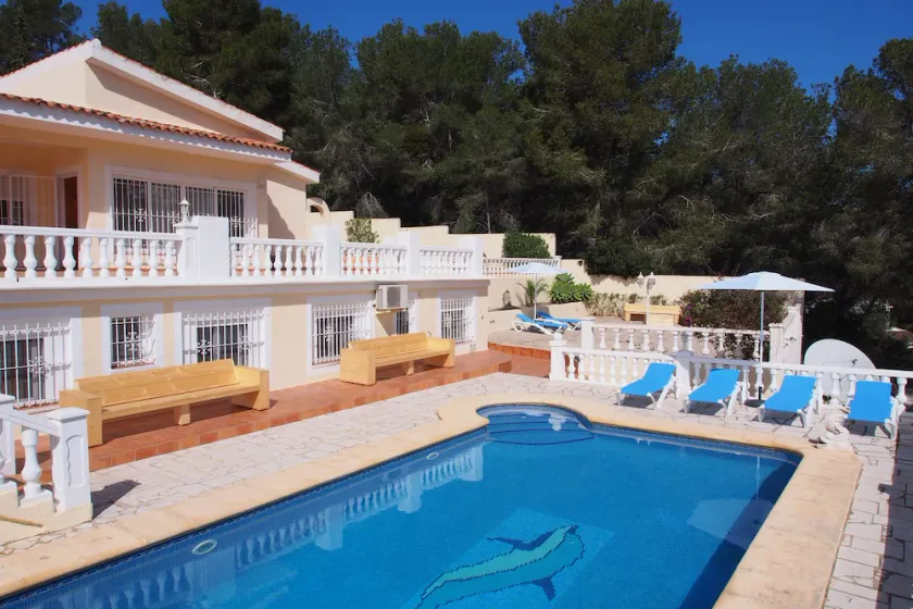 5 minuti a piedi spiaggia di sabbia Grande piscina TV WiFi Airco 5 camere 2 Kitch Vicino al negozio / bar - Image 1
