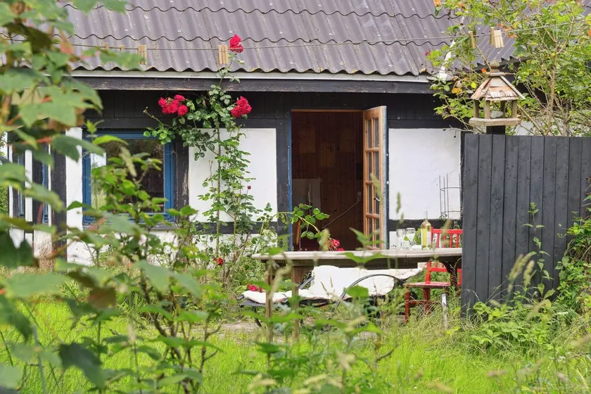 Unique Private Idyll - Image 1