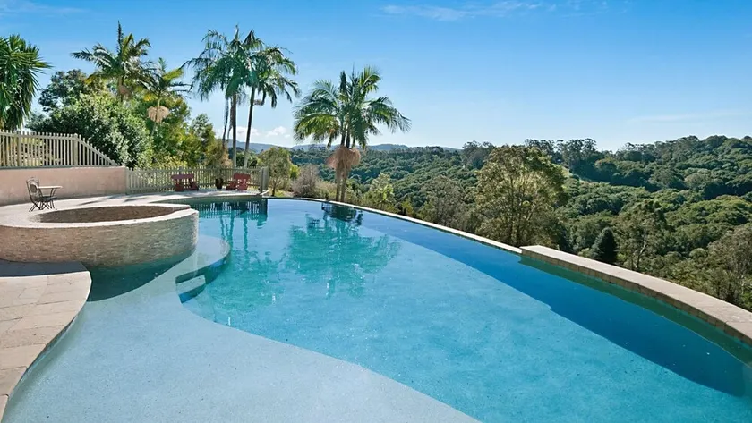 Hinterland heaven: stunning Byron getaway - Image 1