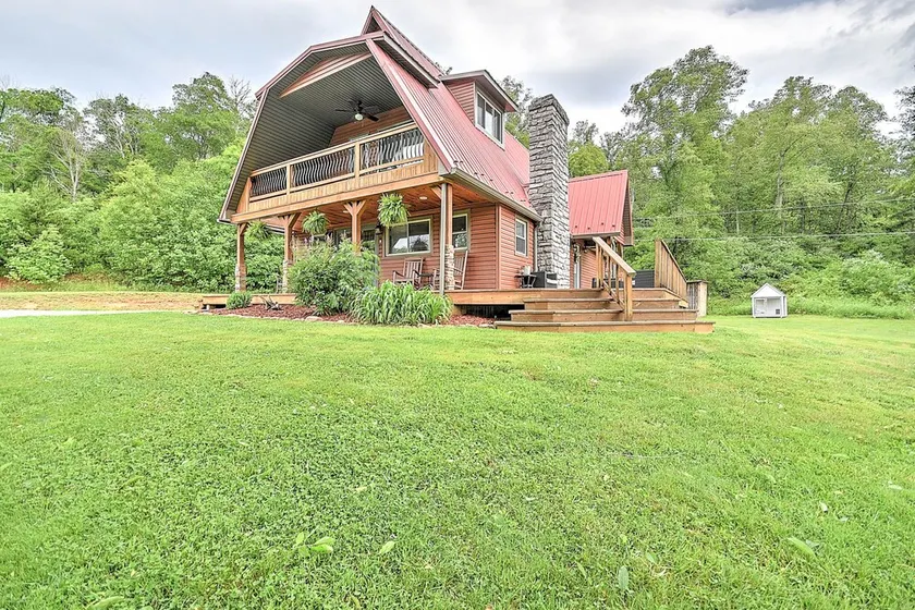 18 acres of pure beauty mix of woods and pasture!! - Image 1