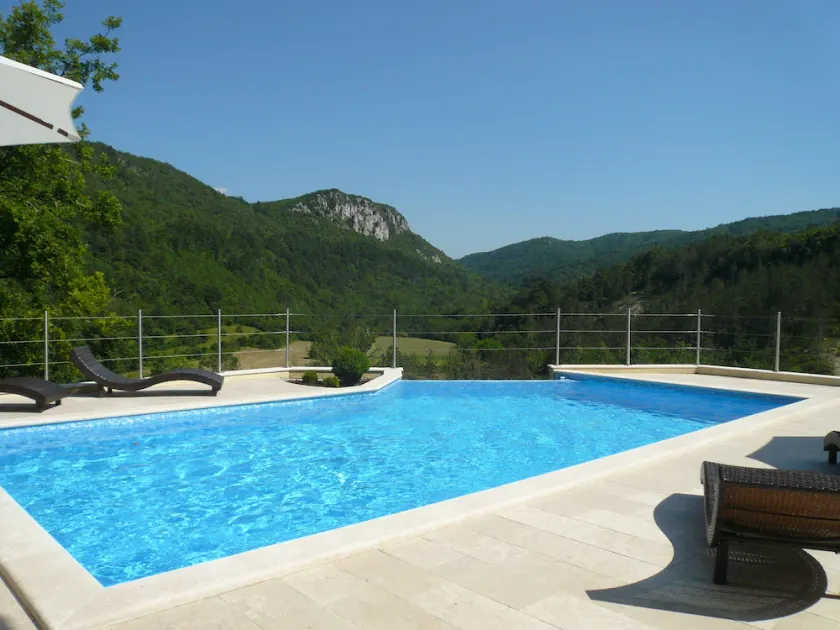 Romantic-serene villa - heated swimming pool and superb view of the valley - Image 1
