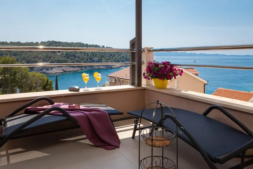 Two bedroom apartment with terrace and sea view Cove Osibova, Brač (A-12062-b) - Image 1