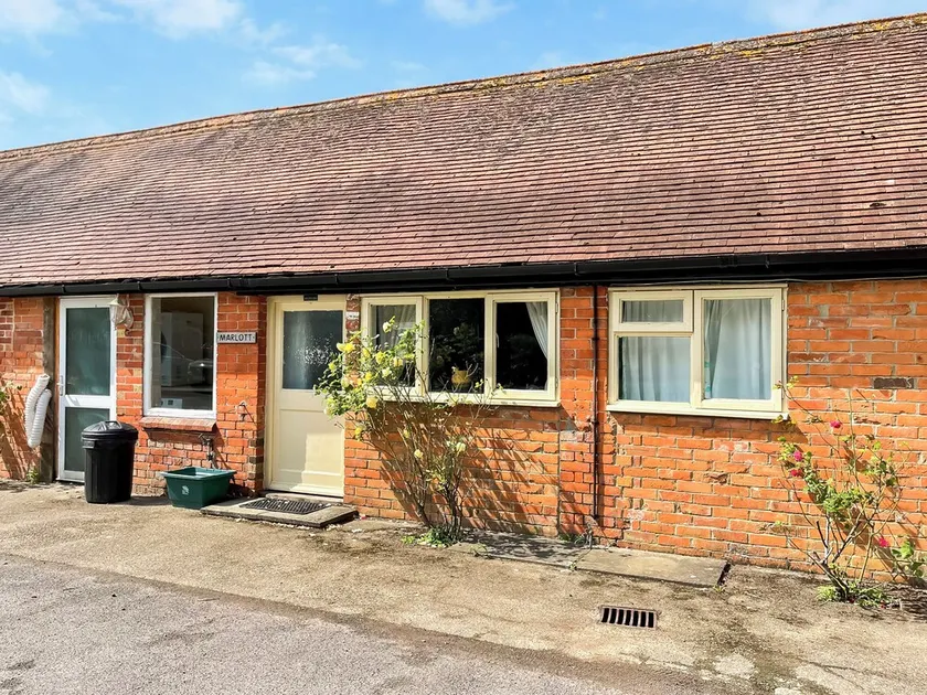 2 bedroom accommodation in East Orchard, near Shaftesbury - Image 1
