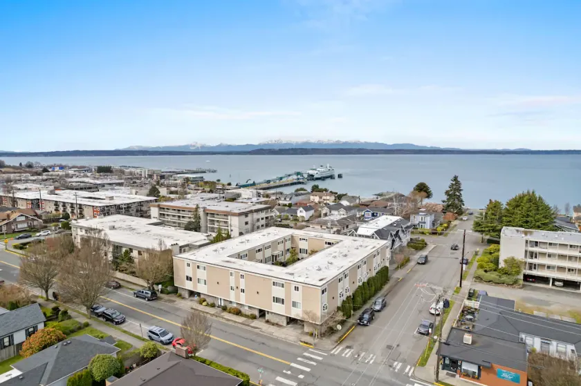 Experiencing Edmonds, In the Heart of it All! - Image 1