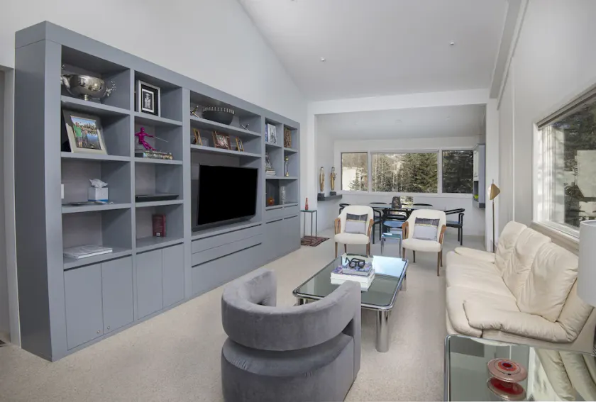 Ski-in/ski-out condominium at the base of Vail Mountain. Best location, pool!! - Image 1