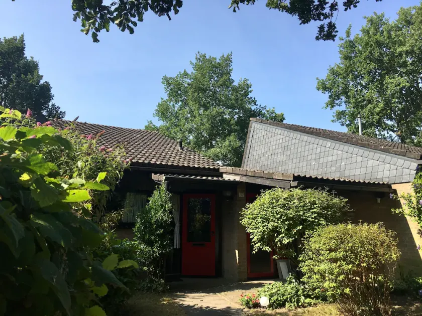 Rest in South Holland - Image 1