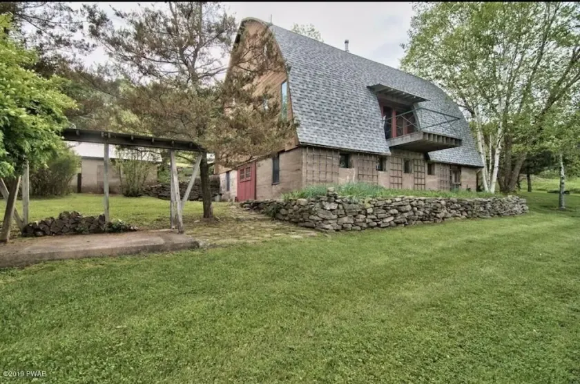 Barn converted in the house - Image 1