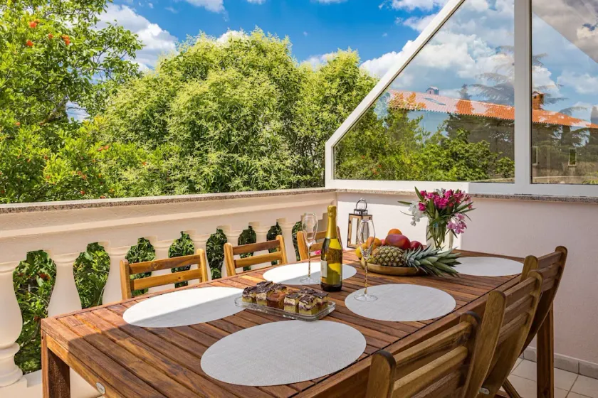 Modern and Cozy Apartment in Rakalj - Image 1