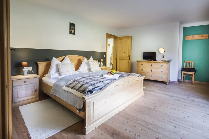 Ferienwohnung in luxuriösem Chalet mit Interieur im Landhausstil, WLAN und Garten - Image 1