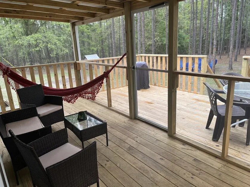 Renovated 3 BR Near Ginnie Springs - Image 1