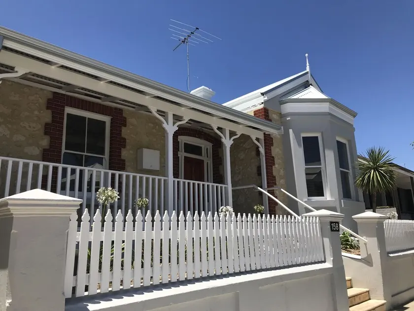 La Terrasse Fremantle - Image 1