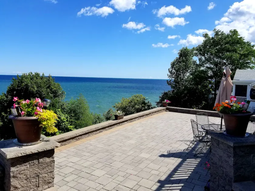True North Luxury Lakefront Retreat avec une vue imprenable sur le lac Ontario - Image 1