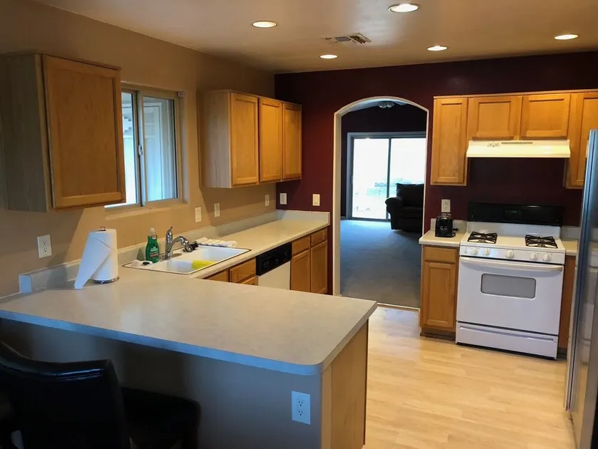 South East Tucson. Clean, Quiet Home - Image 1