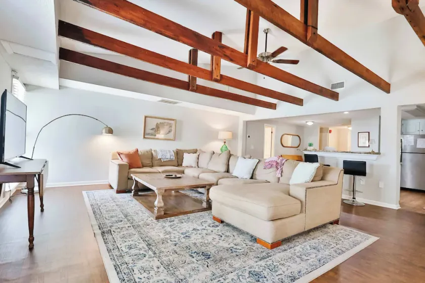 The Post Loft- In the Heart of Downtown Statesboro - Image 1