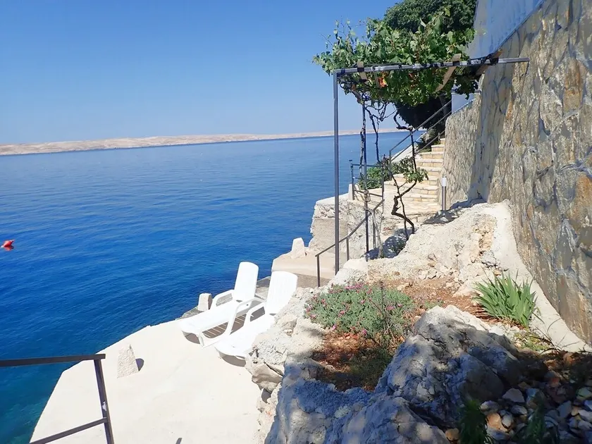 Apartment for 2-3 persons directly on the beach - Image 1