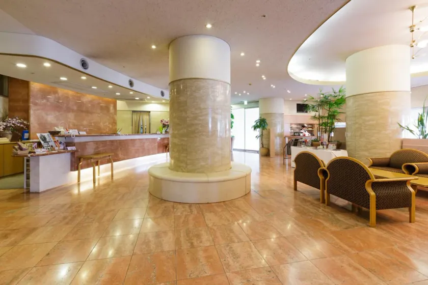 Kochi Pacific Hotel - Image 1