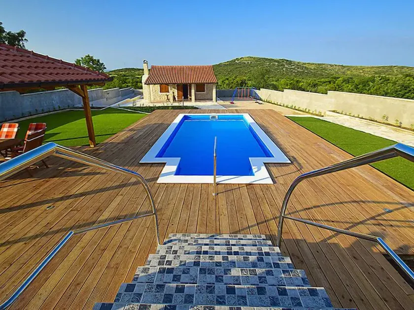 Holiday Home Julija by Interhome - Image 1