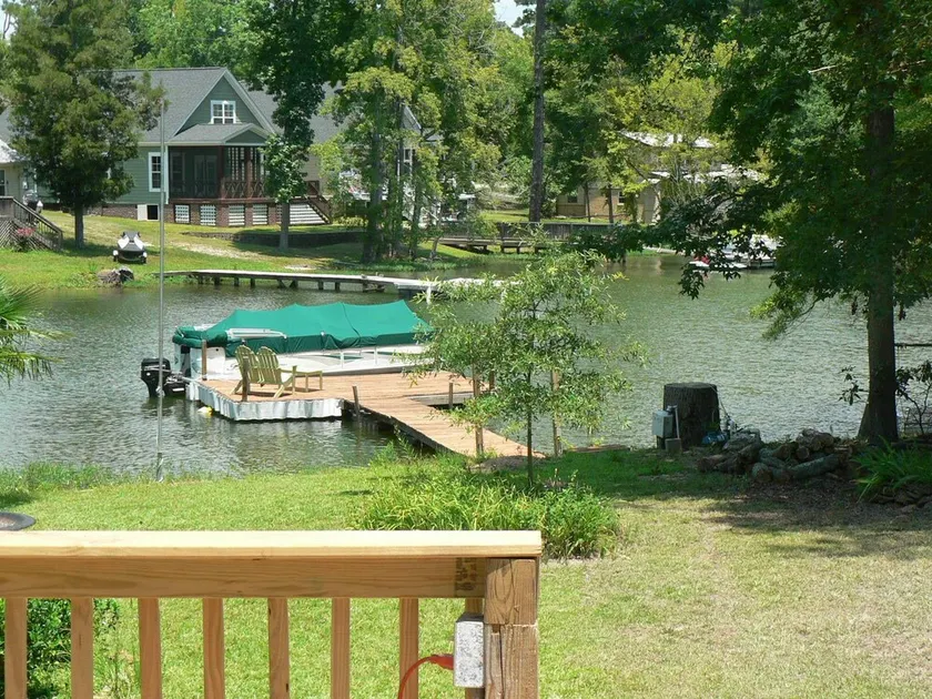 Lake Murray Getaway with Private Dock and Boat Ramp - Image 1