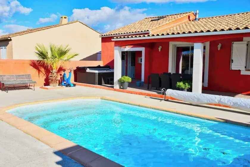 Homerez - Villa élégante à Carcassonne avec jardin et jacuzzi - Image 1
