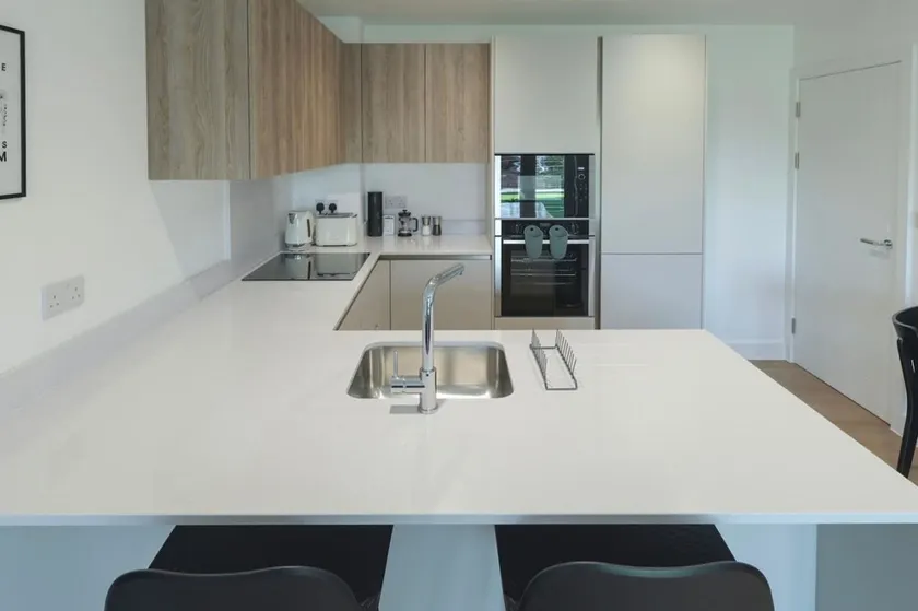 Luxury Manchester Apartment - Blue - Image 1